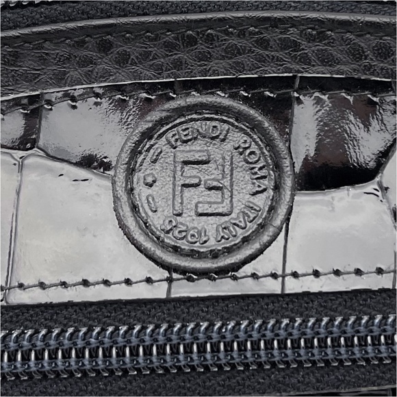 FENDI Vintage Black Pebbled Leather Cosmetic/Makeup Pouch - Picture 10 of 12